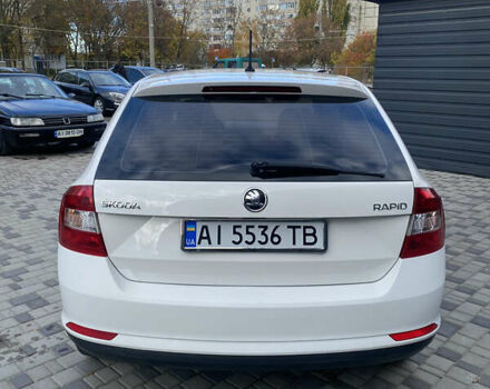 Білий Шкода Рапід, об'ємом двигуна 1.42 л та пробігом 235 тис. км за 6700 $, фото 6 на Automoto.ua