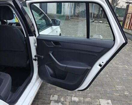 Белый Шкода Рапид, объемом двигателя 1.6 л и пробегом 207 тыс. км за 7500 $, фото 10 на Automoto.ua