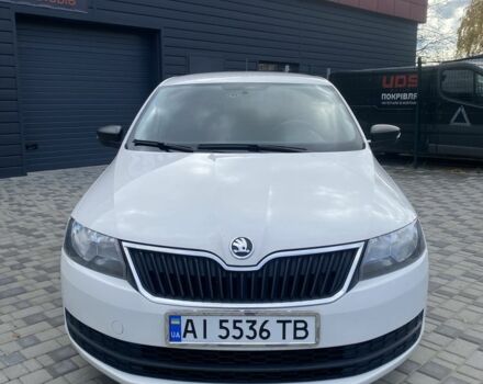 Белый Шкода Рапид, объемом двигателя 1.4 л и пробегом 235 тыс. км за 6700 $, фото 2 на Automoto.ua