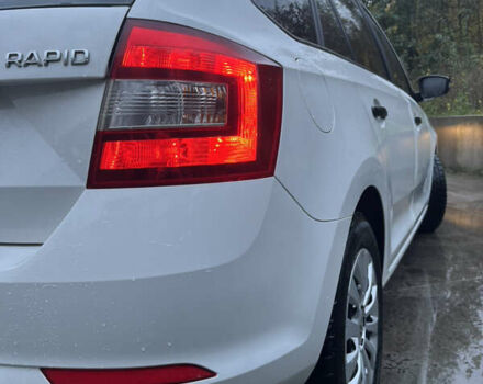 Белый Шкода Рапид, объемом двигателя 1.42 л и пробегом 239 тыс. км за 6800 $, фото 7 на Automoto.ua