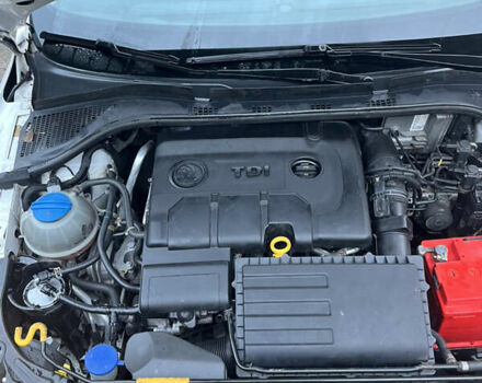 Белый Шкода Рапид, объемом двигателя 1.42 л и пробегом 239 тыс. км за 6800 $, фото 12 на Automoto.ua