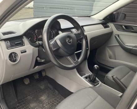 Белый Шкода Рапид, объемом двигателя 1.4 л и пробегом 235 тыс. км за 6700 $, фото 12 на Automoto.ua