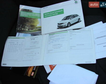 Белый Шкода Рапид, объемом двигателя 1.6 л и пробегом 223 тыс. км за 8300 $, фото 8 на Automoto.ua