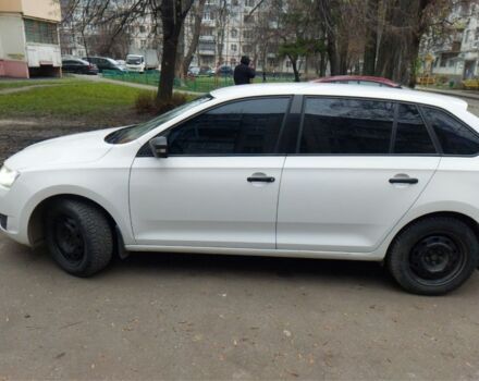 Белый Шкода Рапид, объемом двигателя 1.6 л и пробегом 200 тыс. км за 7600 $, фото 6 на Automoto.ua