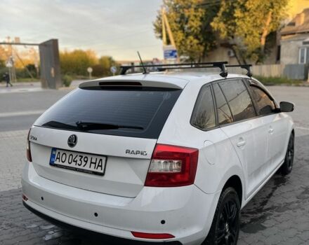 Белый Шкода Рапид, объемом двигателя 1.4 л и пробегом 280 тыс. км за 5999 $, фото 2 на Automoto.ua