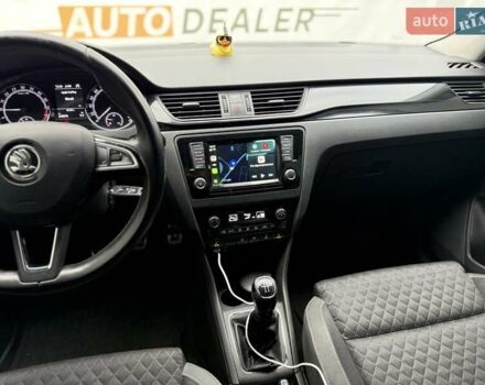 Белый Шкода Рапид, объемом двигателя 1.6 л и пробегом 249 тыс. км за 10900 $, фото 23 на Automoto.ua