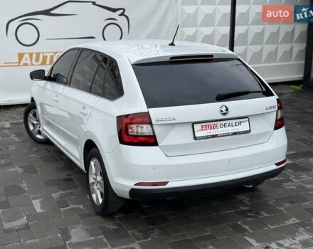 Белый Шкода Рапид, объемом двигателя 1.6 л и пробегом 249 тыс. км за 10900 $, фото 1 на Automoto.ua