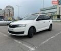 Белый Шкода Рапид, объемом двигателя 1.6 л и пробегом 340 тыс. км за 6900 $, фото 1 на Automoto.ua