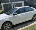 Белый Шкода Рапид, объемом двигателя 1.4 л и пробегом 175 тыс. км за 9500 $, фото 2 на Automoto.ua