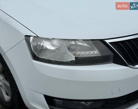 Белый Шкода Рапид, объемом двигателя 1.6 л и пробегом 249 тыс. км за 10900 $, фото 15 на Automoto.ua