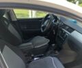 Белый Шкода Рапид, объемом двигателя 1.4 л и пробегом 175 тыс. км за 9500 $, фото 5 на Automoto.ua