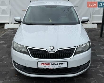 Белый Шкода Рапид, объемом двигателя 1.6 л и пробегом 249 тыс. км за 10900 $, фото 2 на Automoto.ua
