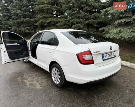 Белый Шкода Рапид, объемом двигателя 1.6 л и пробегом 226 тыс. км за 10000 $, фото 2 на Automoto.ua