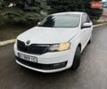 Белый Шкода Рапид, объемом двигателя 1.6 л и пробегом 226 тыс. км за 8400 $, фото 1 на Automoto.ua