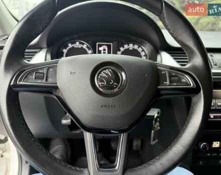 Белый Шкода Рапид, объемом двигателя 1.6 л и пробегом 226 тыс. км за 10000 $, фото 14 на Automoto.ua