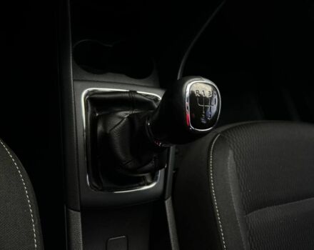 Белый Шкода Рапид, объемом двигателя 1.6 л и пробегом 189 тыс. км за 7900 $, фото 13 на Automoto.ua