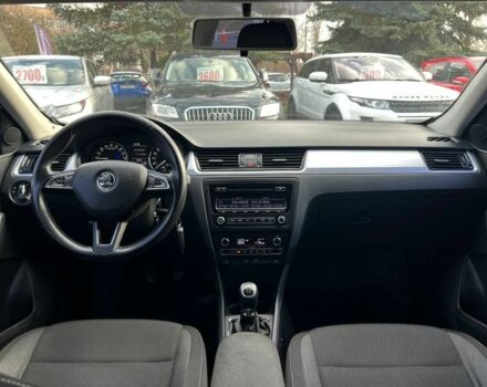 Белый Шкода Рапид, объемом двигателя 1.6 л и пробегом 189 тыс. км за 7900 $, фото 9 на Automoto.ua