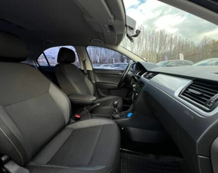 Белый Шкода Рапид, объемом двигателя 1.6 л и пробегом 189 тыс. км за 7900 $, фото 16 на Automoto.ua