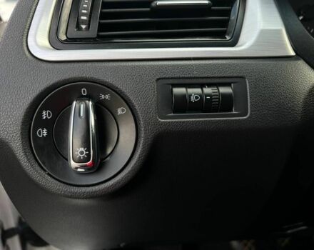 Белый Шкода Рапид, объемом двигателя 1.6 л и пробегом 189 тыс. км за 7900 $, фото 12 на Automoto.ua