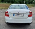 Белый Шкода Рапид, объемом двигателя 1.6 л и пробегом 190 тыс. км за 7800 $, фото 4 на Automoto.ua