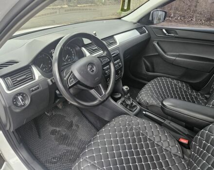 Білий Шкода Рапід, об'ємом двигуна 1.2 л та пробігом 110 тис. км за 7800 $, фото 9 на Automoto.ua