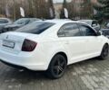 Белый Шкода Рапид, объемом двигателя 1.6 л и пробегом 189 тыс. км за 7900 $, фото 7 на Automoto.ua