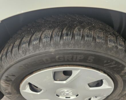 Білий Шкода Рапід, об'ємом двигуна 1.2 л та пробігом 110 тис. км за 7800 $, фото 16 на Automoto.ua