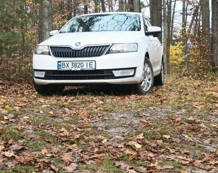 Белый Шкода Рапид, объемом двигателя 1.6 л и пробегом 287 тыс. км за 6900 $, фото 1 на Automoto.ua