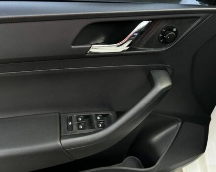 Белый Шкода Рапид, объемом двигателя 1.6 л и пробегом 189 тыс. км за 7900 $, фото 8 на Automoto.ua