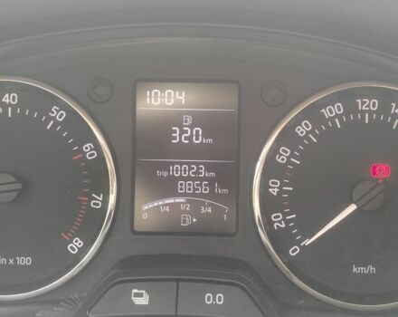 Белый Шкода Рапид, объемом двигателя 1.6 л и пробегом 88 тыс. км за 10000 $, фото 7 на Automoto.ua