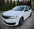 Белый Шкода Рапид, объемом двигателя 1.6 л и пробегом 221 тыс. км за 6200 $, фото 2 на Automoto.ua