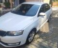 Белый Шкода Рапид, объемом двигателя 1.4 л и пробегом 175 тыс. км за 7500 $, фото 1 на Automoto.ua