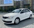 Белый Шкода Рапид, объемом двигателя 1.6 л и пробегом 211 тыс. км за 7206 $, фото 1 на Automoto.ua