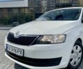 Белый Шкода Рапид, объемом двигателя 1.6 л и пробегом 211 тыс. км за 7495 $, фото 1 на Automoto.ua