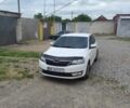 Білий Шкода Рапід, об'ємом двигуна 1.2 л та пробігом 187 тис. км за 6499 $, фото 1 на Automoto.ua