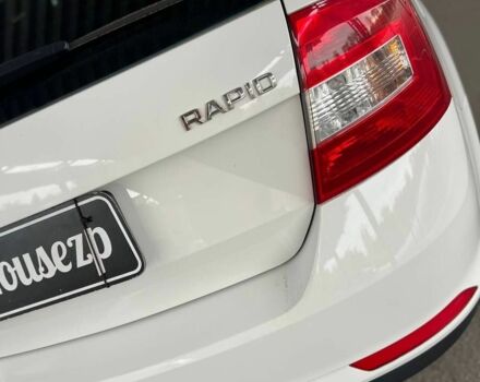 Білий Шкода Рапід, об'ємом двигуна 0 л та пробігом 244 тис. км за 7500 $, фото 5 на Automoto.ua