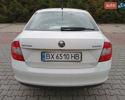 Шкода Рапид 2013 в Шепетовке на Automoto.ua Белый Шкода Рапид, объемом двигателя 1.6 л и пробегом 281 тыс. км за 8200 $, фото 19 на Automoto.ua