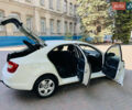 Білий Шкода Рапід, об'ємом двигуна 0 л та пробігом 255 тис. км за 8200 $, фото 5 на Automoto.ua