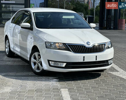 Белый Шкода Рапид, объемом двигателя 1.2 л и пробегом 132 тыс. км за 8500 $, фото 4 на Automoto.ua