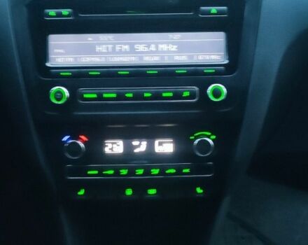 Белый Шкода Рапид, объемом двигателя 1.6 л и пробегом 259 тыс. км за 7500 $, фото 8 на Automoto.ua