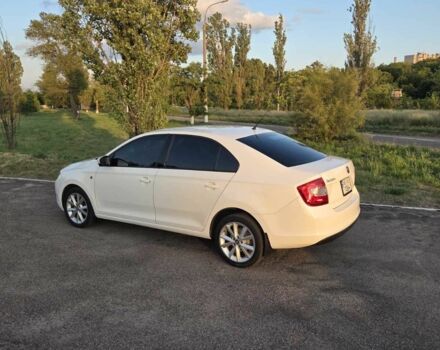 Білий Шкода Рапід, об'ємом двигуна 1.6 л та пробігом 156 тис. км за 8600 $, фото 7 на Automoto.ua