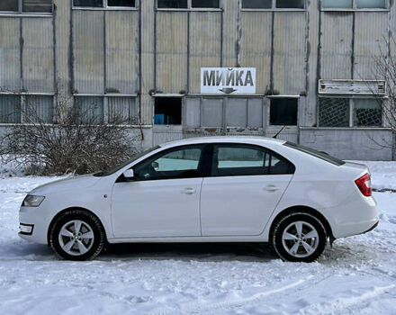 Білий Шкода Рапід, об'ємом двигуна 1.2 л та пробігом 195 тис. км за 7500 $, фото 3 на Automoto.ua