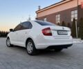 Білий Шкода Рапід, об'ємом двигуна 1.2 л та пробігом 241 тис. км за 6300 $, фото 4 на Automoto.ua