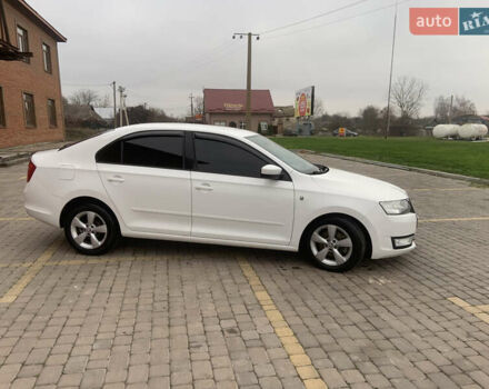 Білий Шкода Рапід, об'ємом двигуна 1.6 л та пробігом 284 тис. км за 7000 $, фото 10 на Automoto.ua