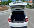 Белый Шкода Рапид, объемом двигателя 1.2 л и пробегом 216 тыс. км за 8000 $, фото 7 на Automoto.ua