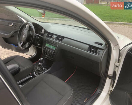 Білий Шкода Рапід, об'ємом двигуна 1.6 л та пробігом 284 тис. км за 7000 $, фото 21 на Automoto.ua