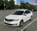 Белый Шкода Рапид, объемом двигателя 1.6 л и пробегом 214 тыс. км за 7900 $, фото 1 на Automoto.ua