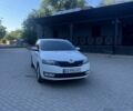 Белый Шкода Рапид, объемом двигателя 1.2 л и пробегом 145 тыс. км за 7999 $, фото 1 на Automoto.ua