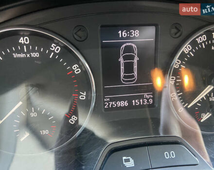 Белый Шкода Рапид, объемом двигателя 1.6 л и пробегом 275 тыс. км за 6500 $, фото 6 на Automoto.ua