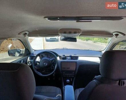 Белый Шкода Рапид, объемом двигателя 1.2 л и пробегом 216 тыс. км за 8000 $, фото 8 на Automoto.ua